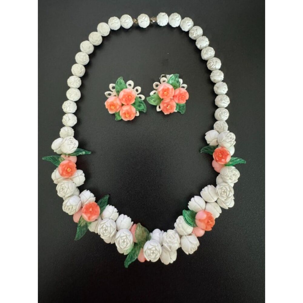 Vintage 1930s Molded Celluloid Rose 15" Necklace and post earrings set.